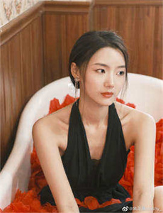 《成人天堂婷婷青青视频在线观看-女人私密肥大》