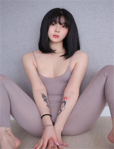 《校园女生暴力视频-张津瑜口卫生间》