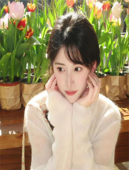 弯曲灯与原作对比心理分析：改编成功之处探讨，幕后花絮