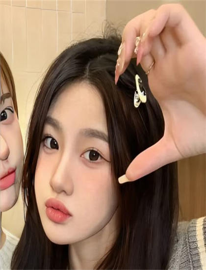 专业西部片评论：《冒一切风险的阶级》的技术创新与艺术成就 ——深入探索西部片的艺术世界